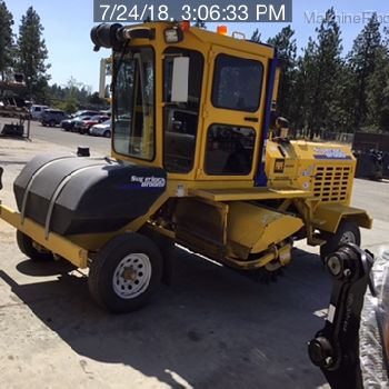 2016 Superior Broom DT80J