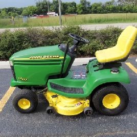 John Deere LX277