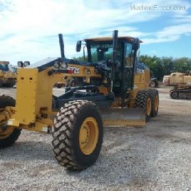 2014 John Deere 672G