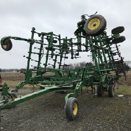 2012 John Deere 2210