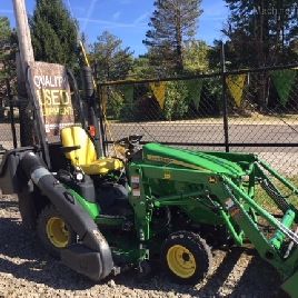 2015 John Deere 1025R