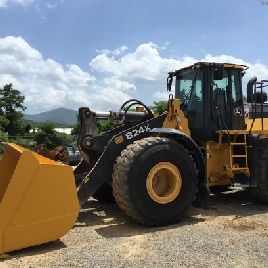 2014 John Deere 824K