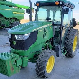 2018 John Deere 5090GN