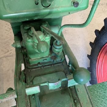 1953 Oliver Super 88