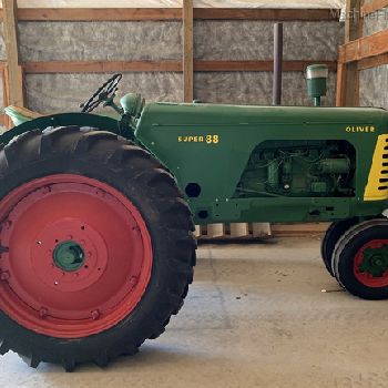 1953 Oliver Super 88