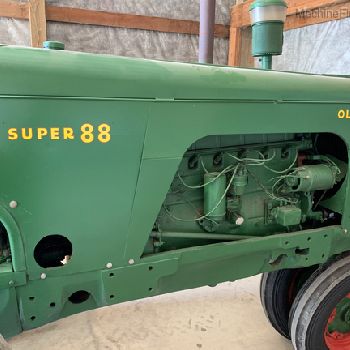 1953 Oliver Super 88
