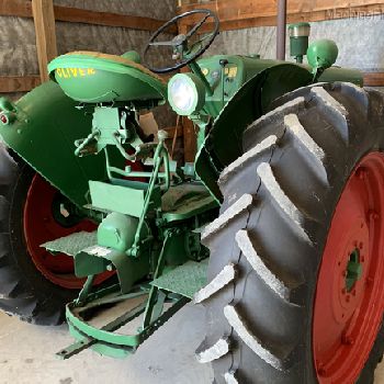 1953 Oliver Super 88