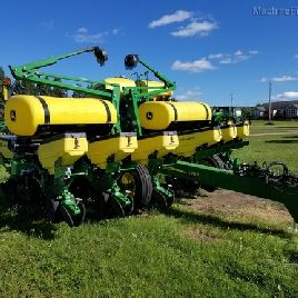 2018 John Deere 1765