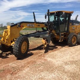 2015 John Deere 672G