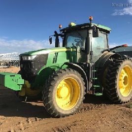 2014 John Deere 7270R