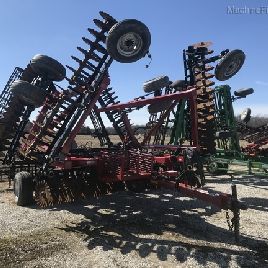 2014 Case IH 330