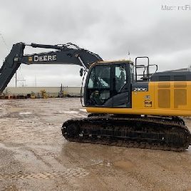 2016 John Deere 210G LC