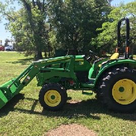 2019 John Deere 4044M