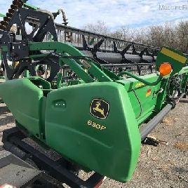 2012 John Deere 630F