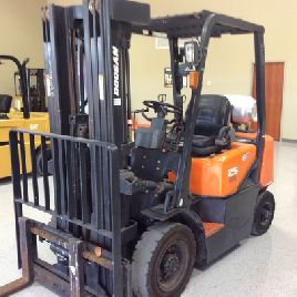 2008 Doosan G25G
