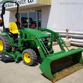2015 John Deere 2032R