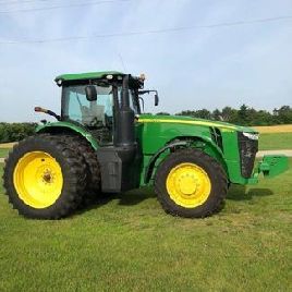 2015 John Deere 8270R