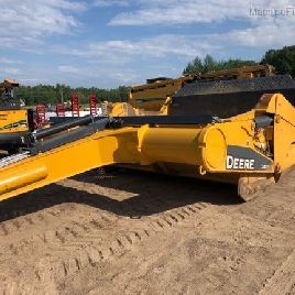 2018 John Deere 2412E