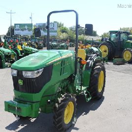 2017 John Deere 5090GV