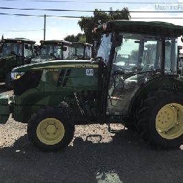2017 John Deere 5075GV