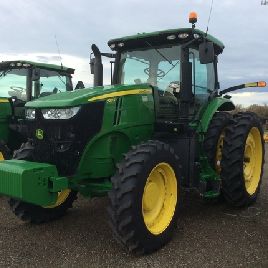 2016 John Deere 7210R