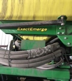 2016 John Deere DB60