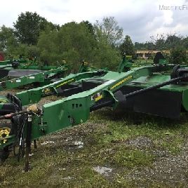 2011 John Deere 630