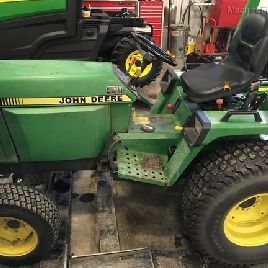 1987 John Deere 755