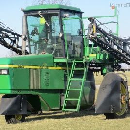 2001 John Deere 6700