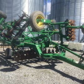 2011 John Deere 512