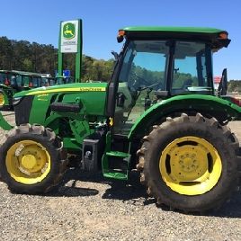 2016 John Deere 5085E