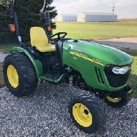 2011 John Deere 2720