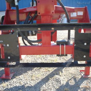 2015 Wheatheart Skid Steer Mount