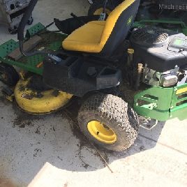 2016 John Deere Z335E