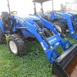 2016 New Holland Boomer 47