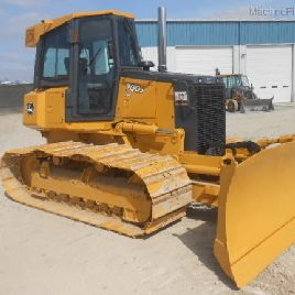 2011 John Deere 700J