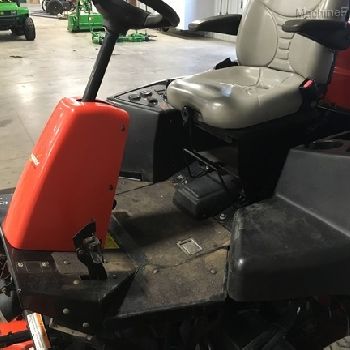 2010 Jacobsen AR522