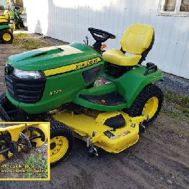 2017 John Deere X738