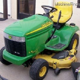 2003 John Deere LX277
