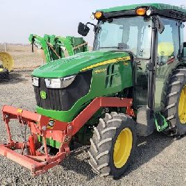 2017 John Deere 5090GN