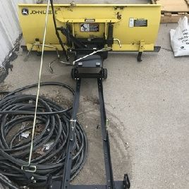 2005 John Deere 48 en lame