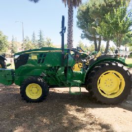 2017 John Deere 5090GV