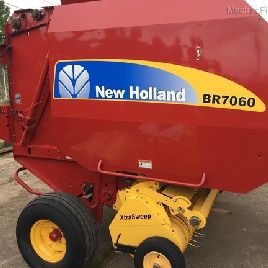 2014 New Holland BR7060