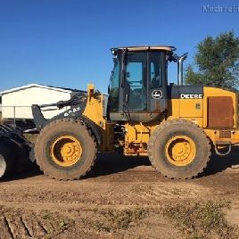 2009 John Deere 444K