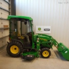 2016 John Deere 2032R