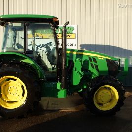 2018 John Deere 5100E