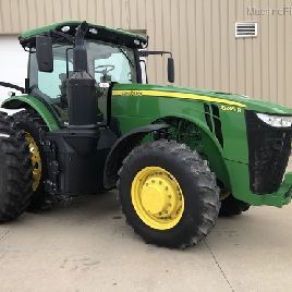 2018 John Deere 8245R