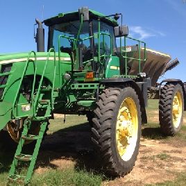 2009 John Deere 4930
