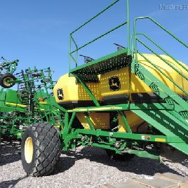 2007 John Deere 1910