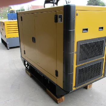 CAT / OLYMPIAN GEP 33 - 3 - G18101001